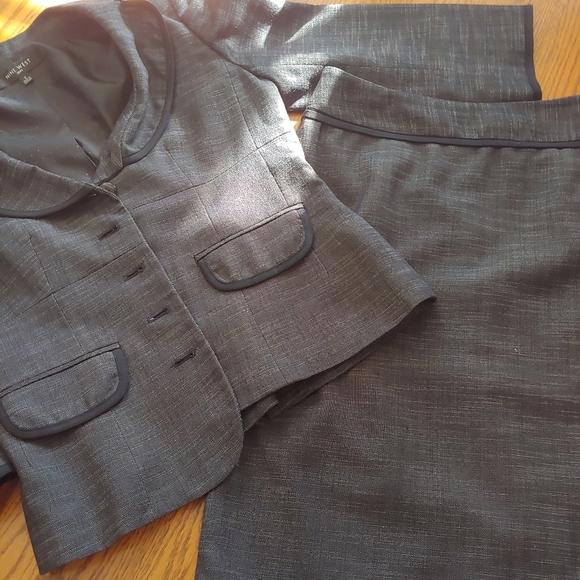 Nine West Skirt Suit - Picture 9 of 9
